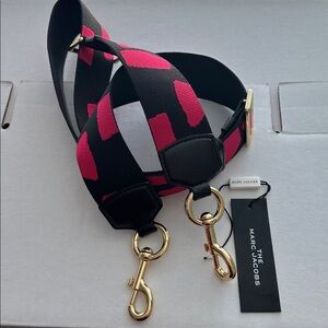 Marc Jacobs THE WOVEN WEBBING STRAP Black/ Fuschia New with Unattached Tag